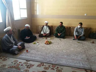 در دفاع مقدس دین با تمام مظاهر خود به نمایش درآمد