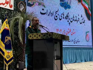 اسناد انقلاب اسلامی باید مکتوب شود/دشمن به دنبال عدم حضور ما در انتخابات پایان سال است