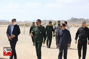 بازدید فرمانده سپاه سلمان استان سیستان و بلوچستان از کمپ ترک اعتیاد و سایت شهرک سلامت تله سیاه