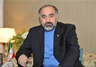 کاهش نرخ سود بانکی در شرایط انقباضی بودن سیاست پولی غلط است