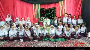 دیدار نوگلان مهد قرآنی حسین&zwnj;آباد عاشوری با خانواده شهید &laquo;امیدی&raquo;