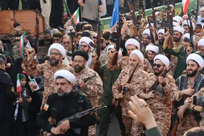 حضور طلاب و روحانیون در رزمایش جانفدای رشت