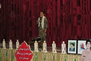 دفاع مقدس میدان ترویج فرهنگ و هنر انقلابی است