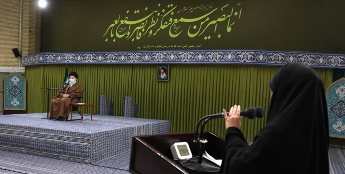 کار بزرگ انقلاب برای دانشگاه هویت‌بخشی بود