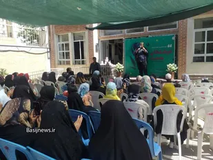 برگزاری مراسم فرشتگان همت به مناسبت دهه کرامت در ناحیه مقاومت بسیج امام صادق(ع)