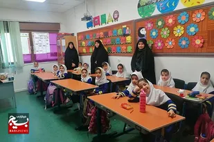 تقدیر از معلمان بسیجی در روز معلم