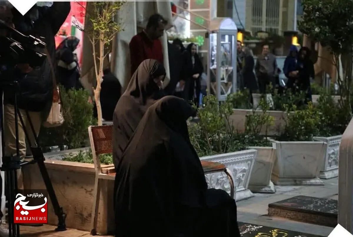 آیت الله بی عمامه در روایت فتح مستند شد