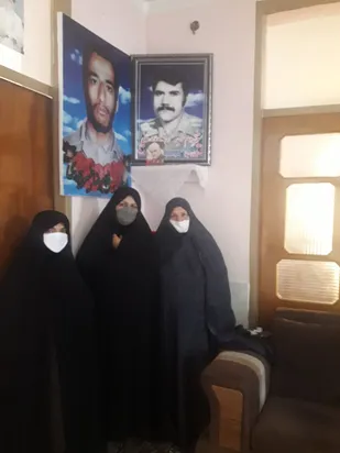 دیدار خواهران بسیجی شاهرود با خانواده شهیدان خسروجردی+ تصاویر