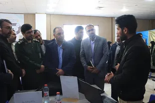 پرچم انقلاب اسلامی در مقابل همه مستبدان عالم بالاست/ با خودباوری و خداباوری بزرگترین کارها را رقم می&zwnj;زنیم