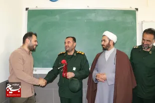 تقدیر فرمانده سپاه ناحیه دامغان از معلمان&nbsp;