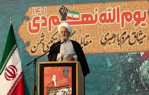 در جنگ ترکیبی اخیر، دشمن می&zwnj;خواست ملت را از انقلاب جدا کند