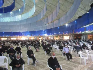 برپایی روضه دهه اول محرم در حسینیه فاطمه زهرا علیها السلام نجف آباد واقع  در کمربندی شمالی این شهر و در جوار مزار شهدای گمنام