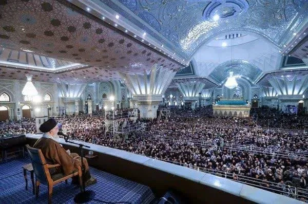 هرکس منافع ملی را دوست دارد برای ترویج ایمان و امید تلاش کند