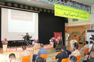 دشمن لشکرامام حسین(علیه السلام) و فرمانده آن را به خوبی می&zwnj;شناخت
