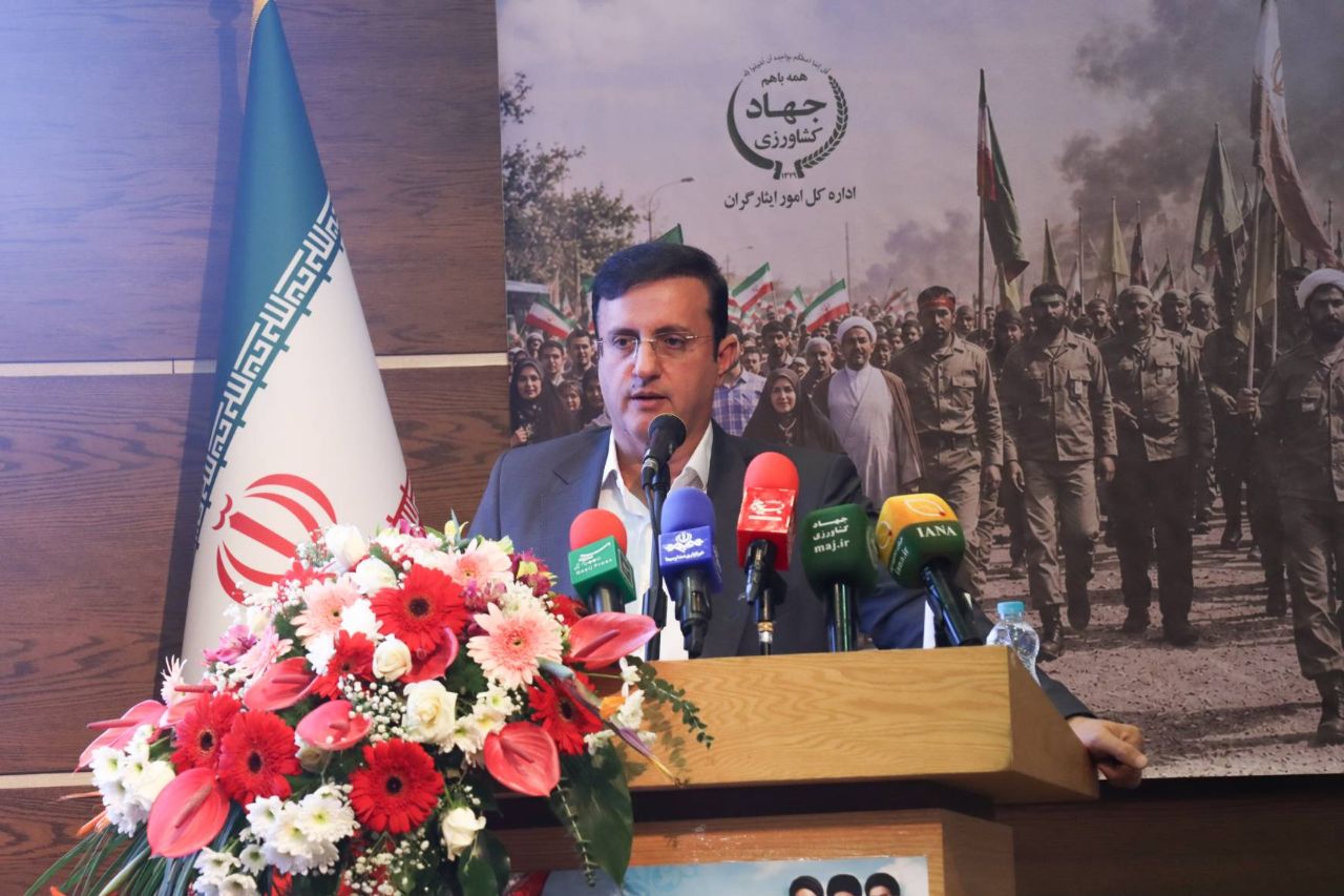 تیموری: روحیه جهادی دوران دفاع مقدس همچنان در وزارت جهاد کشاورزی جریان دارد تیموری: روحیه جهادی دوران دفاع مقدس همچنان در وزارت جهاد کشاورزی جریان دارد