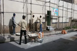 بازسازی پایگاه مقاومت شهید مدنی ملایر در قالب اردوی جهادی