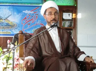 محبت خداوند،انسان را به عبودیت و بندگی هدایت می کند