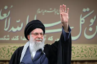 &nbsp;پیام تجلیل رهبر انقلاب اسلامی از ملت عظیم&zwnj;الشان ایران در پی اجتماعات گسترده امروز ۲۲ دی&zwnj;ماه