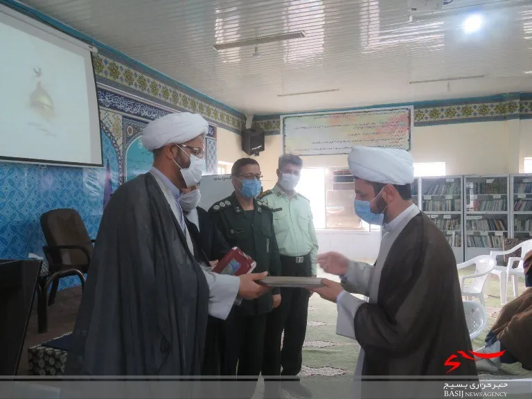 امروزه می توان به طور واضح نتیجه غدیر را با پرچم داری مقام معظم رهبری مشاهده کرد