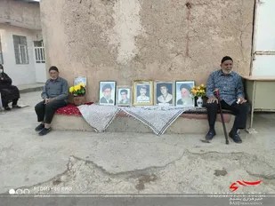 برگزاری یادواره شهدای شهر تلخاب با عنوان &laquo;گلهای غبار گرفته&raquo; در جوار منازل خانواده شهدا+تصاویر