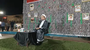 ایمان و وحدت دو عامل اصلی پیروزی در برابر دشمنان است