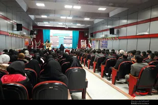 بزرگ&zwnj;ترین سلاح جوانان ما در برابر دشمنان &laquo;علم&raquo; است