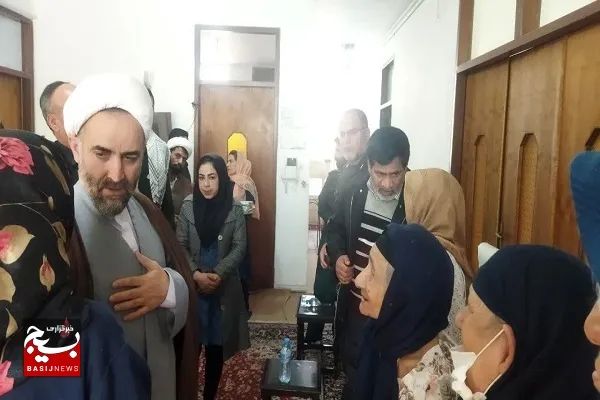 مادران فرشتگان زمینی هستند که مورد عنایت خداوند قرار دارند/ خدمت به سالمندان و افراد مسن توفیق است
