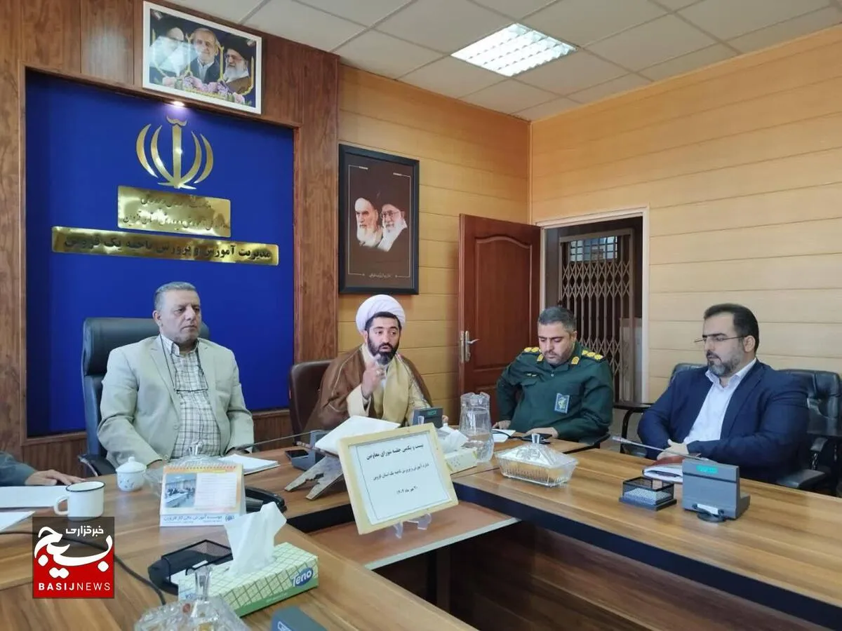 ایمان و اعتقاد، عامل ماندگاری نظام اسلامی در برابر توطئه‌های دشمنان است