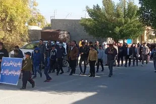 پیاده روی مردم بندر ریگ بمناسبت دهه مبارک فجر