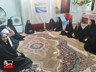دورهمی دهه هشتادی&zwnj;های پایگاه محمد رسول الله(ص)/ مطالعه کتاب جاذبه و دافعه علی(ع)