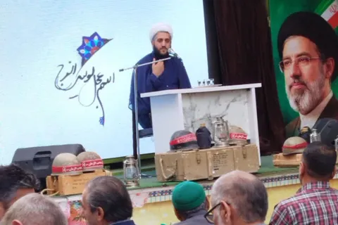 تجدید میثاق مردم روستای ریه شهرستان بهارستان با آرمان‌های شهدا؛ تجلیل از خانواده شهدای فاطمیون