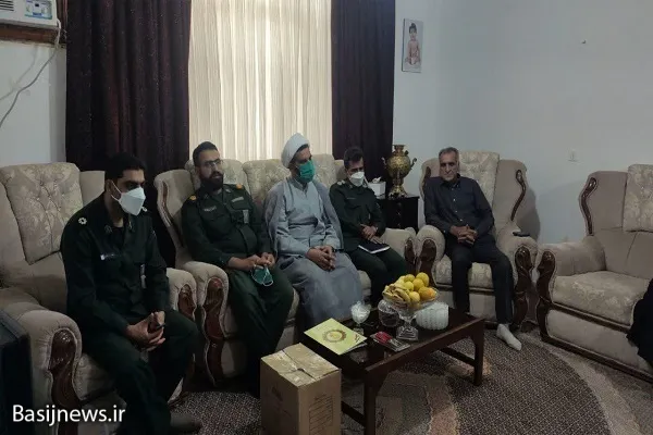 دیدار با خانواده شهیده نسترن خسروی در چابهار