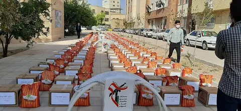 رزمایش کمک مومنانه بسیج پیشکسوتان قم در هفته دفاع مقدس + تصاویر