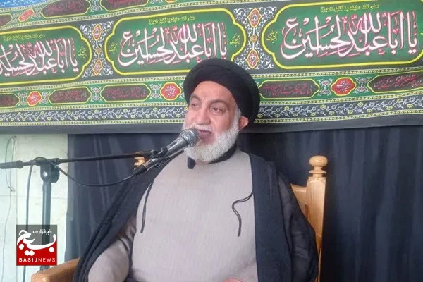 نجات ما در پیروی از ائمه (ع) است