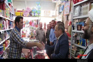 تجلیل از بازاریان شهر قروه به&zwnj;مناسبت هفته بسیج اصناف