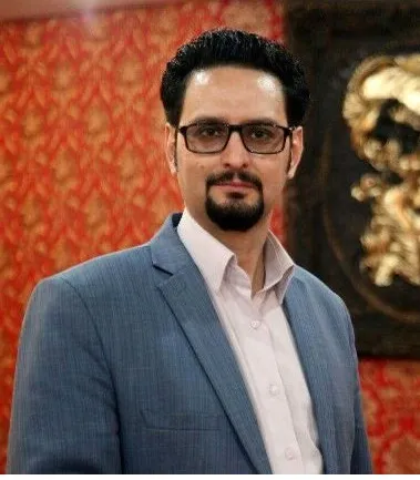 باید  ری قوی  و قبله ای مطهر برای  تهران بسازیم