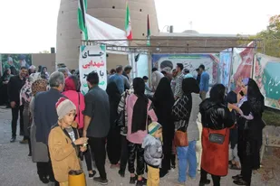 برپایی کافه شهدا ۳۱۳ شهید شهرستان دارالولایه مهریز