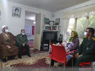 دیدار فرمانده سپاه کربلا با مادر شهید مفقودالاثر &laquo;موسی خدمتگزار&raquo;