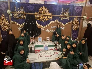 آیین غبار روبی مزار شهدا توسط بسیجیان پایگاه قمر بنی هاشم برگزار شد
