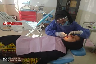 ارائه خدمات دندان پزشکی به بیماران نصرت آباد
