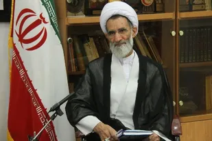 خیلی هایمان به انقلابی بودن به معنای واقعی نرسیده ایم