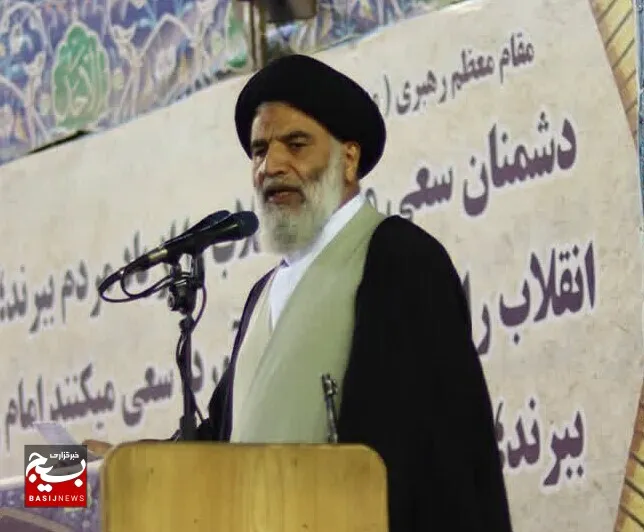 مشارکت مردم تنها راه پیروزی در جنگ اقتصادی