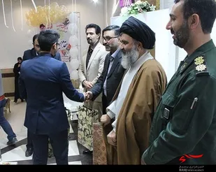 هفدهمین جشن نوعروسان بسیجی کاشان برگزار شد.
