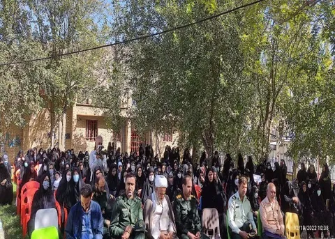 ایلام / برگزاری اجتماع بزرگ طنین وحدت فاطمی در بدره