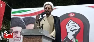 اعتماد به دشمن، عذاب و شکست به دنبال دارد