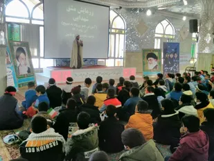 برگزاری اردوی نیم روزه بدو ورود به بسیج در نایین