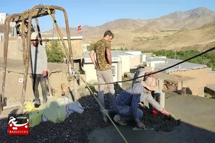 ساخت مسکن نیازمندان توسط گروه تخصصی جهادی شهید چیت سازان همدان