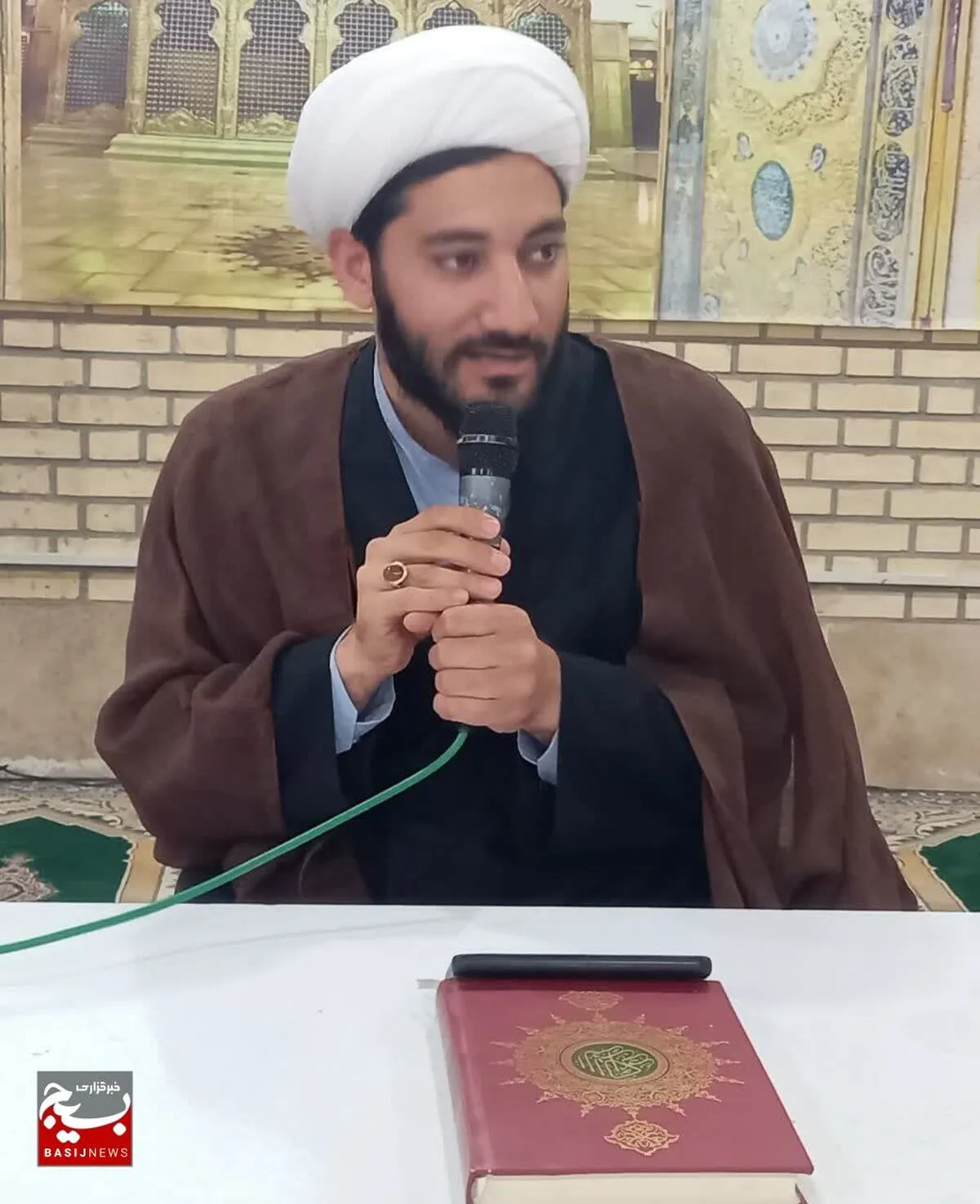 مراقب باشیم فتنه‌های زمانه موجب مغفول ماندن ندای هل من ناصر ینصرنی ولایت نشود