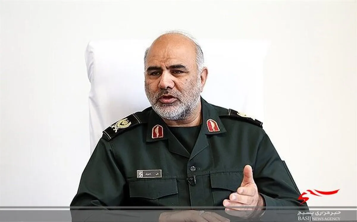 سرباز ولایت و پاسدار انقلاب اسلامی هستم/ شایعه پراکنی دشمن به دلیل شکست‌های پی در پی از سپاه است