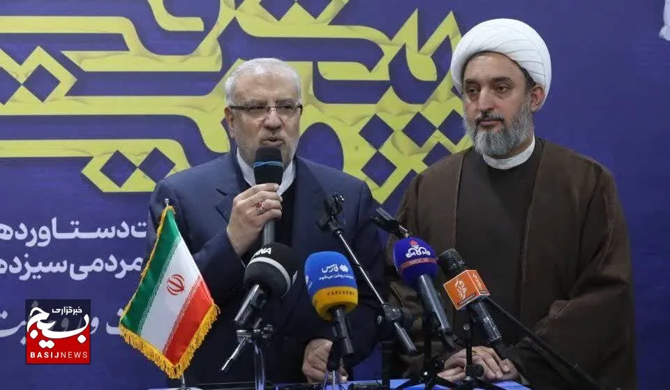 امروز هیچ میدان نفتی مشترک بلاتکلیفی نداریم/هیچ مستشار خارجی در صنعت پتروشیمی نیست